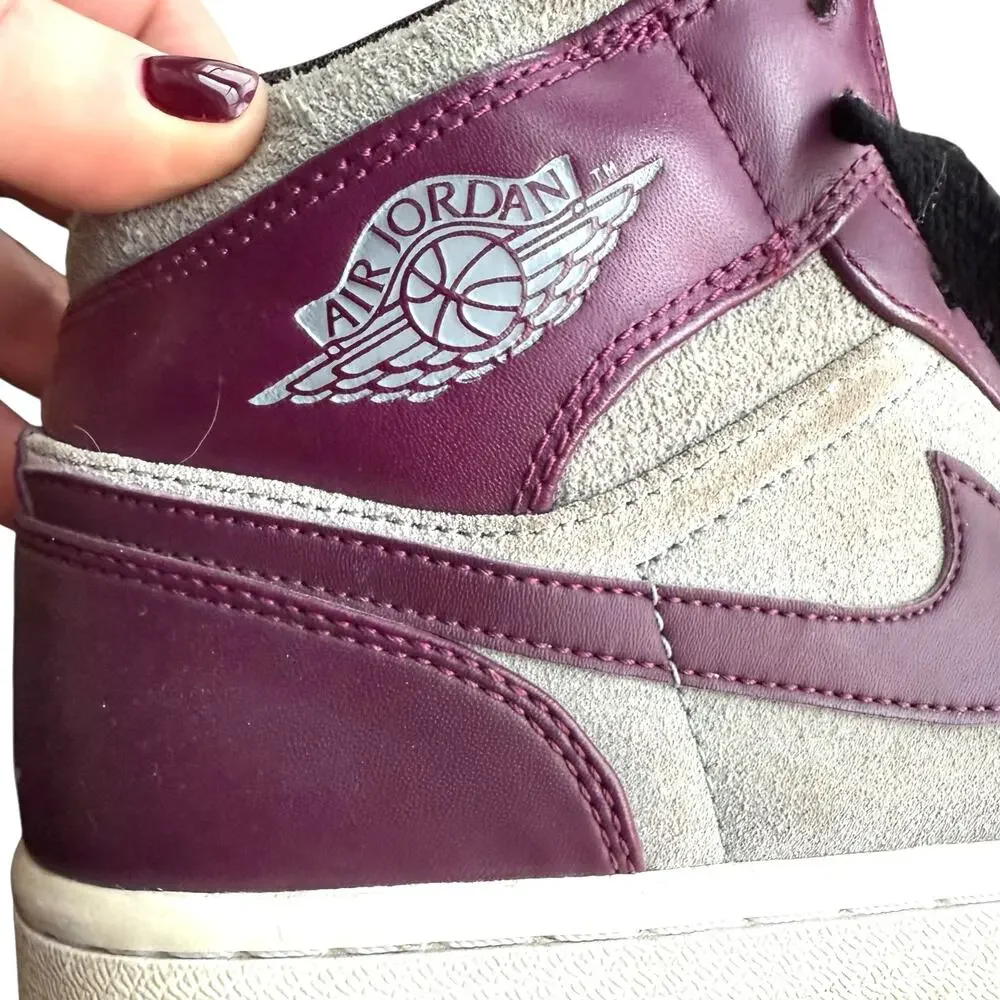 Nike Air Jordan 1 Mid 